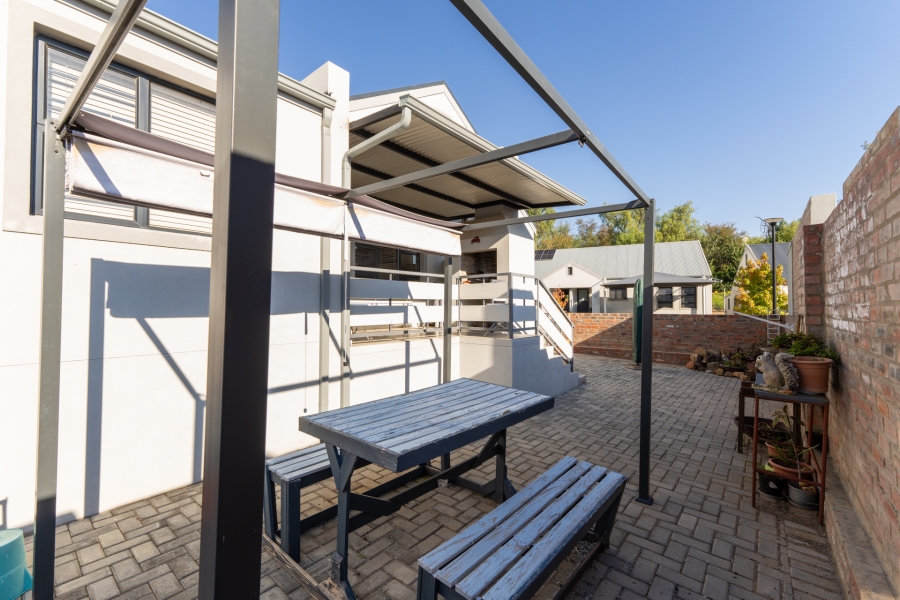 3 Bedroom Property for Sale in Oudtshoorn Central Western Cape